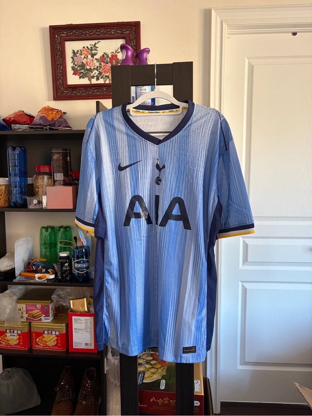Nike Tottenham Hotspur Light Blue and Navy Short-Sleeve Soccer Jersey